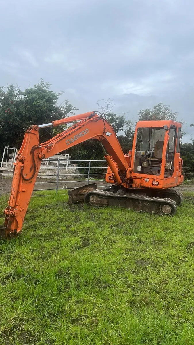 Diggers wanted, quick sale, buying diggers - Image 1