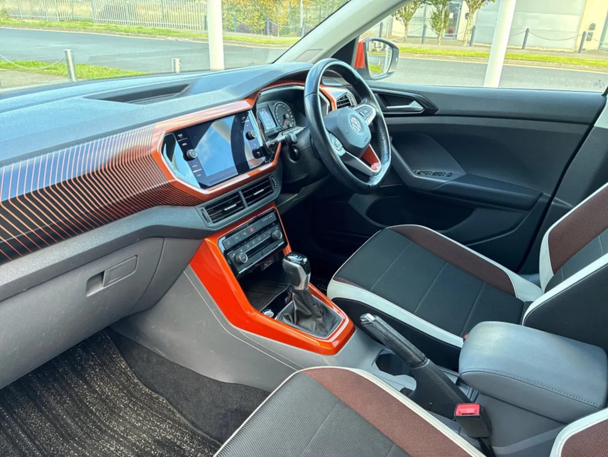 Volkswagen T-Cross 1.0L Petrol Automatic - Image 3