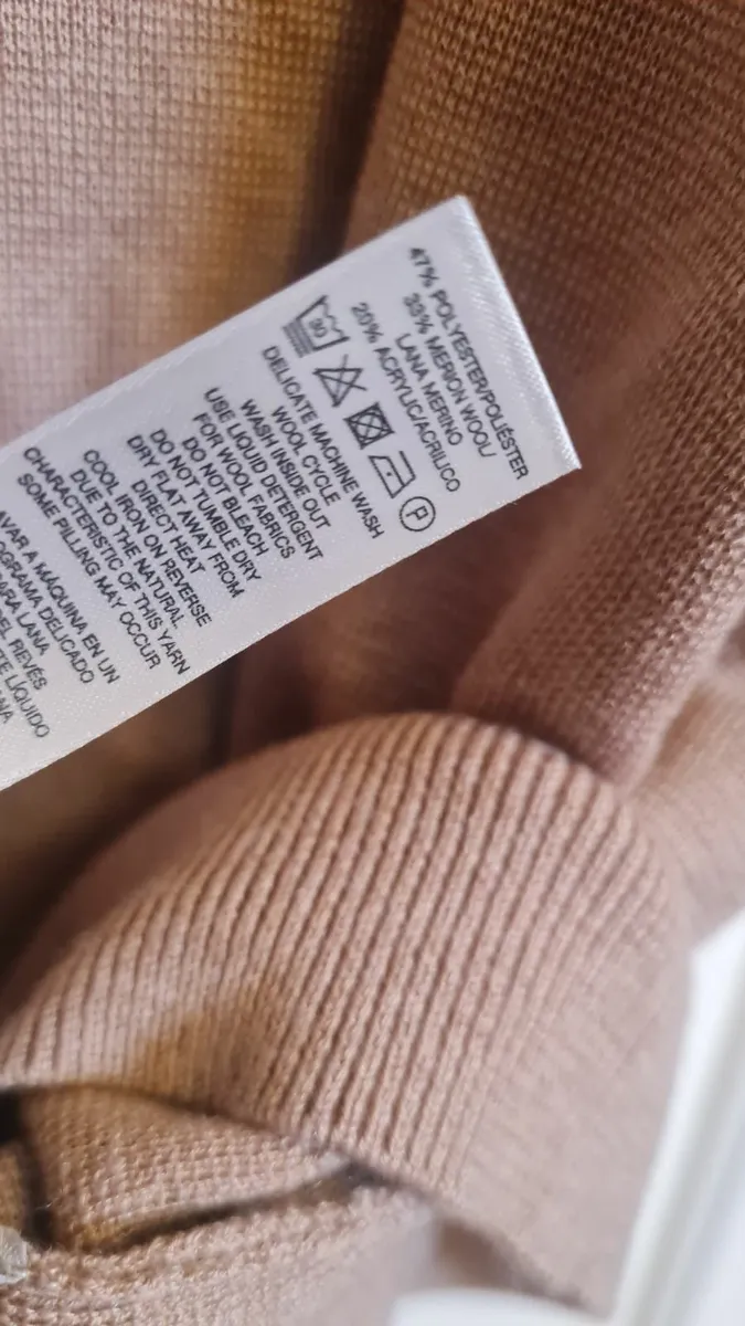Paul Costelloe merino Vest cardi BNWT - Image 4