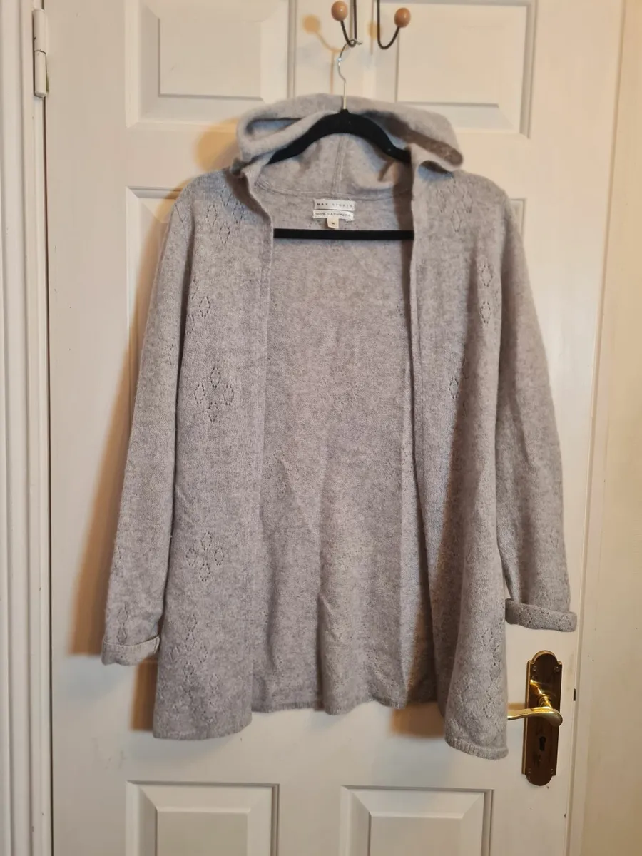 Max Studio 100% cashmere Cardigan - Image 4