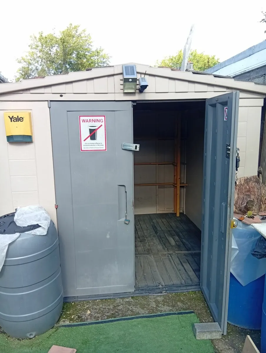 Quality Pvc Keter Garage Shed Storage 8x8ft - Image 4