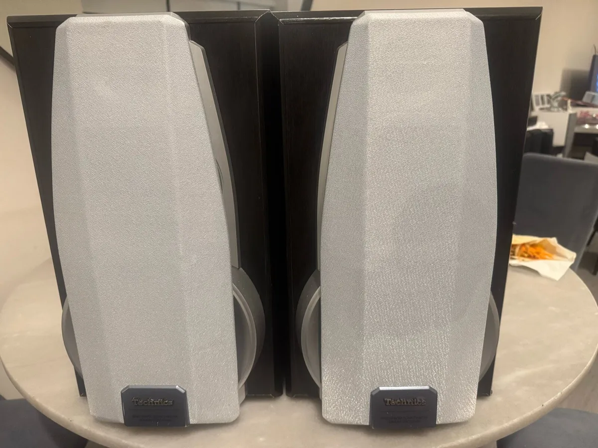 Technics Speakers - Image 1