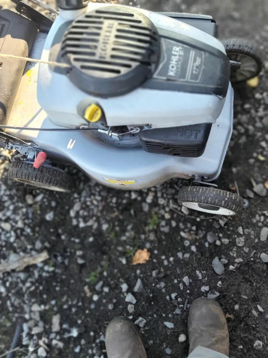 Self drive Lawnmower - Image 4