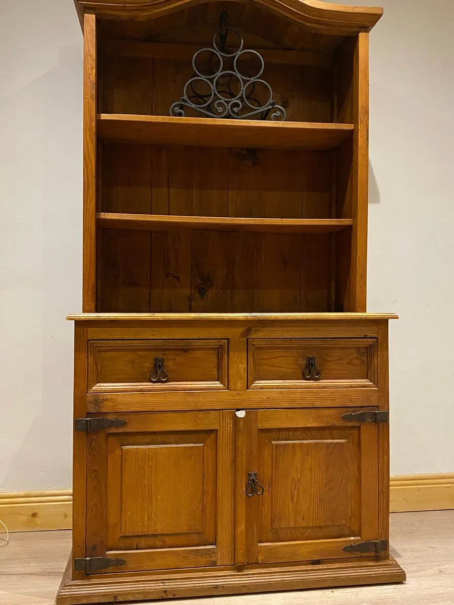 Mexican pine dresser - Image 3