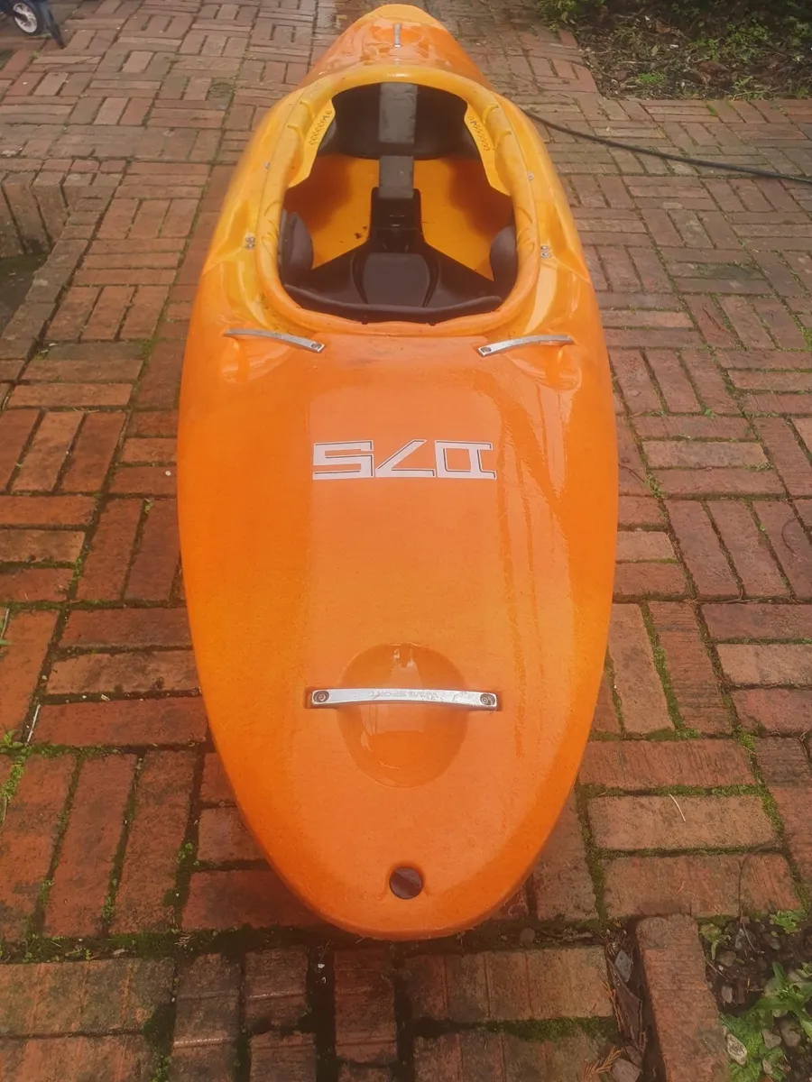 Wavesport Diesel Kayak - Image 4