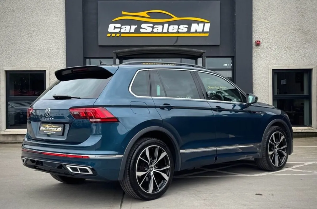 Volkswagen Tiguan 2.0 TDI R-line SUV 5dr Diesel D - Image 3