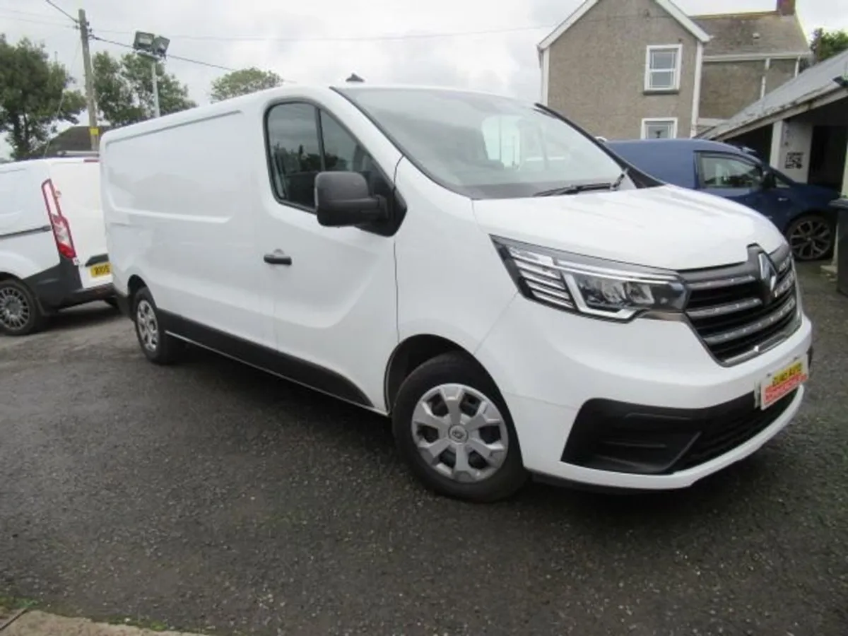 Renault Trafic 2.0 dCi Blue Ll30 Business  Panel - Image 1