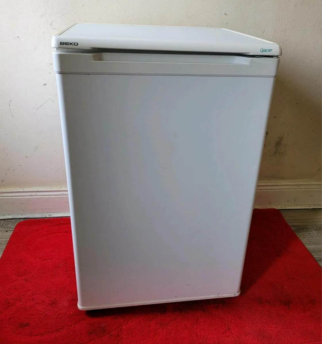 Cooker & Fridge - Image 4