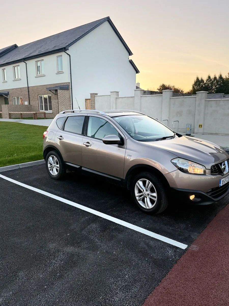Nissan qashqai gold fresh  nct low mileage - Image 3