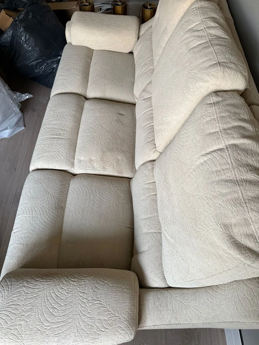 Parker Knoll Boston 3-Seater & Recliner - Image 4