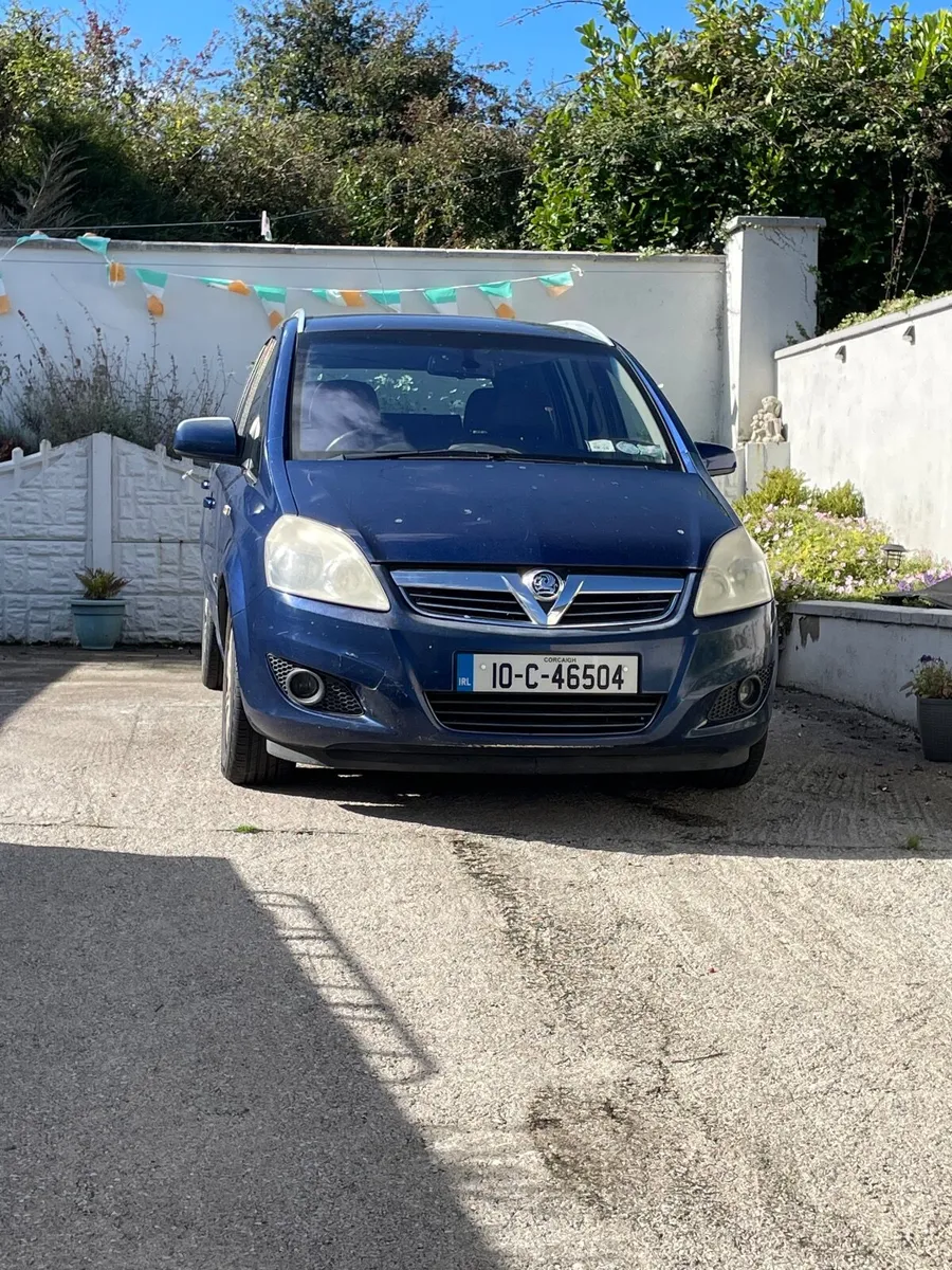 Vauxhall Zafira 2010 - Image 1