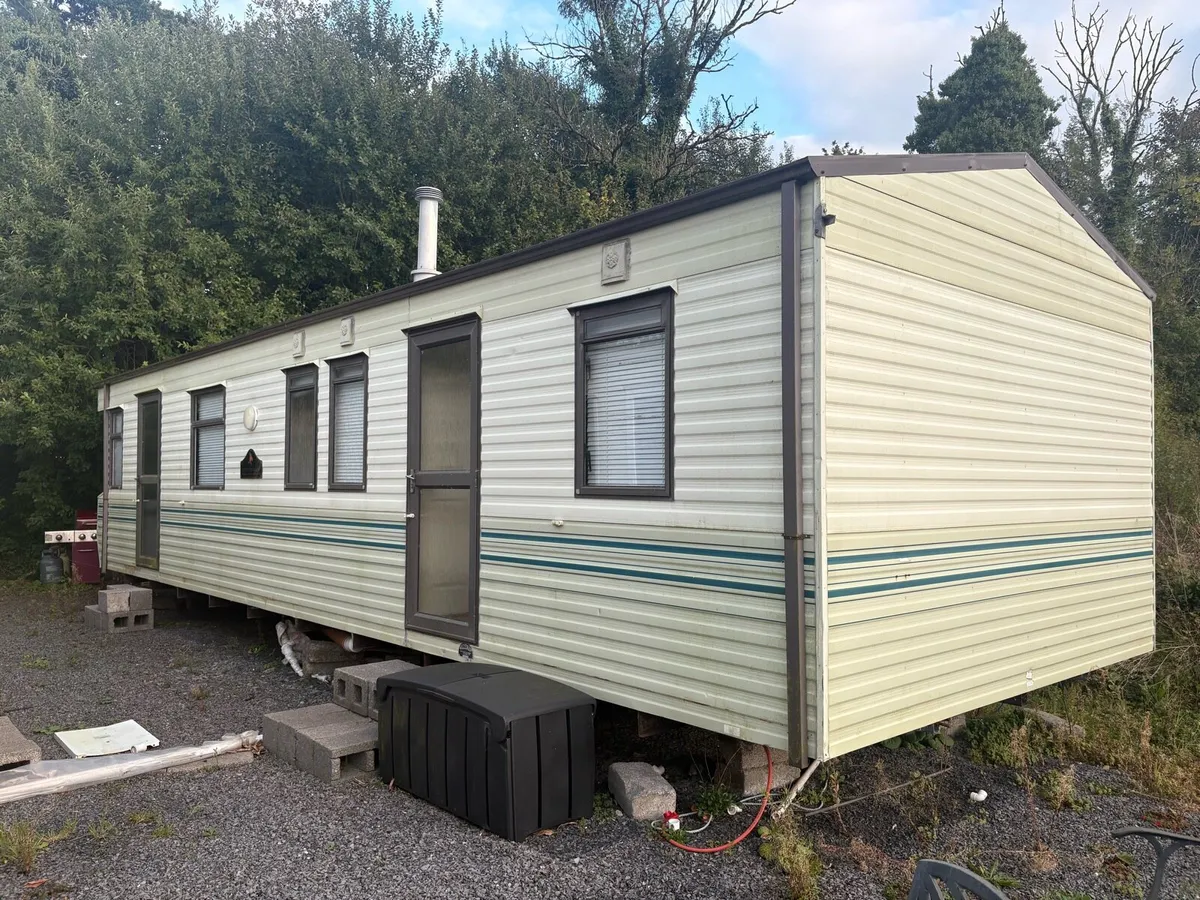 Mobile home - Image 1