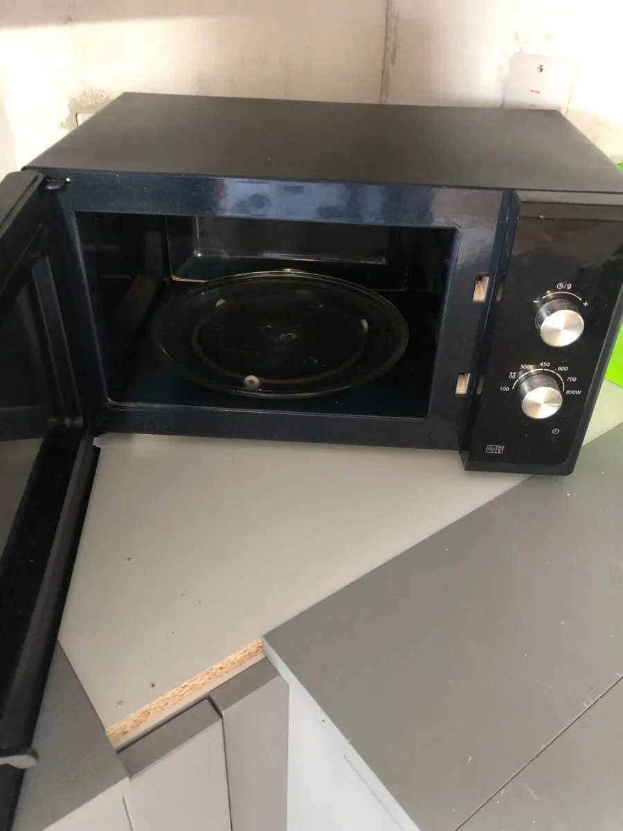 Microwave oven - Image 2