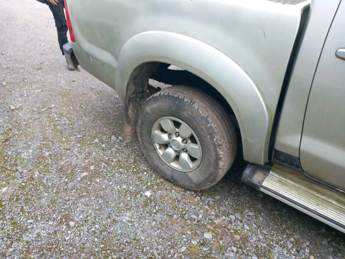 06 hilux - Image 4