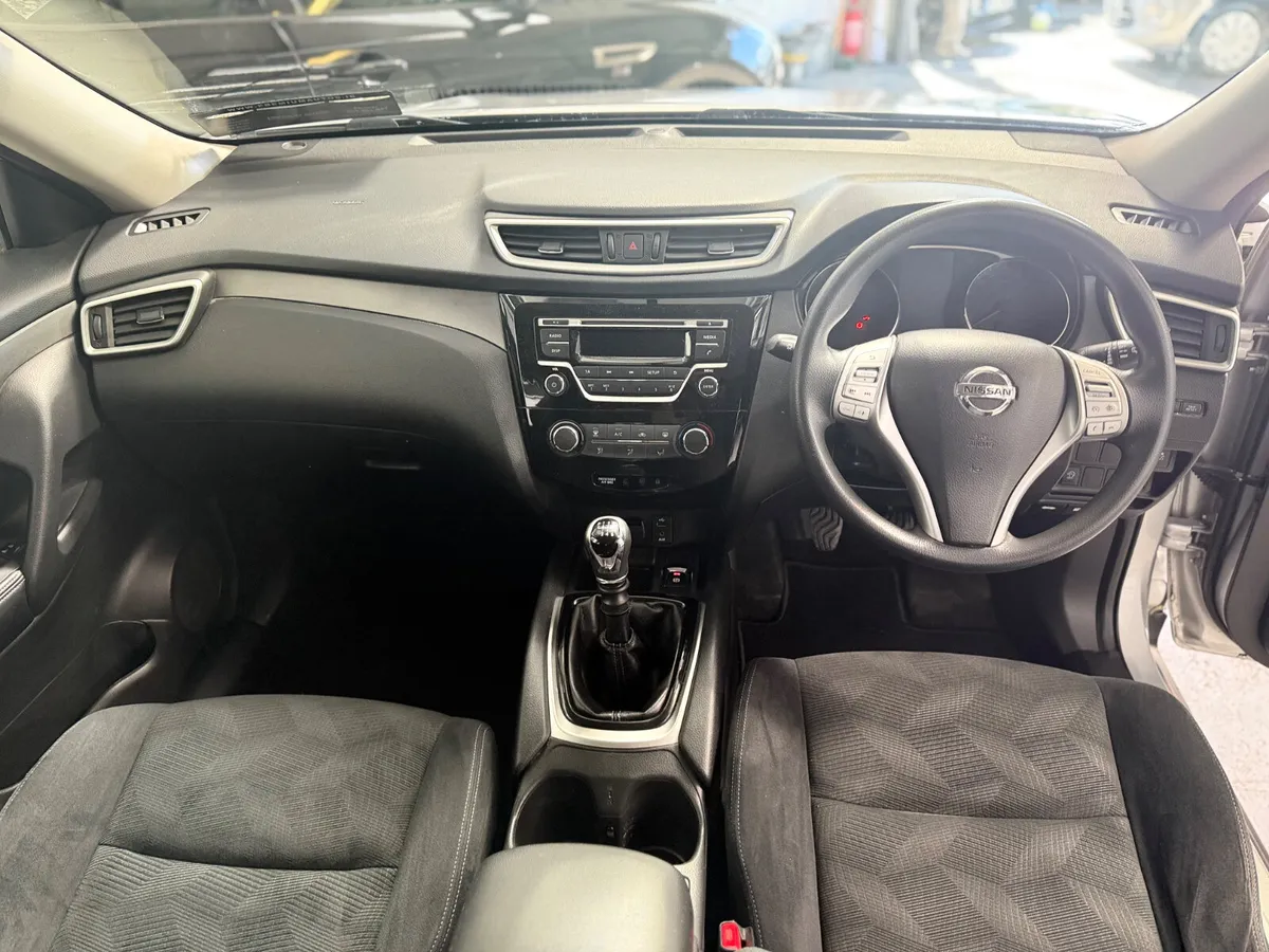 Nissan X-Trail 2016.   1.6D. XE - Image 4