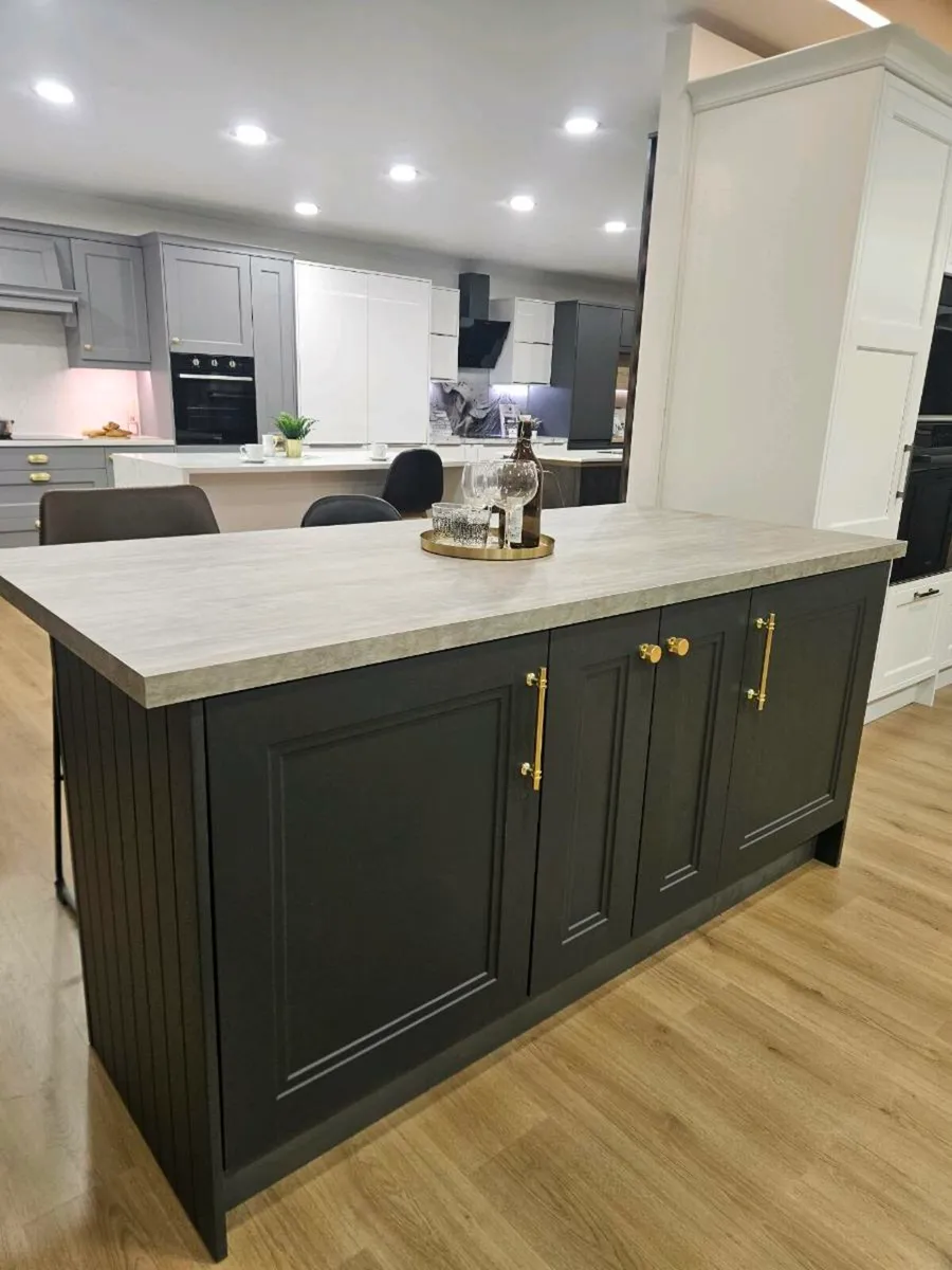 Brand new Kitchen islands - Image 1