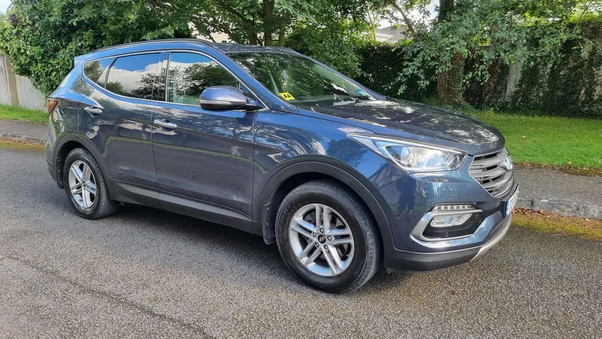 172 Hyundai Santa Fe automatic - Image 1