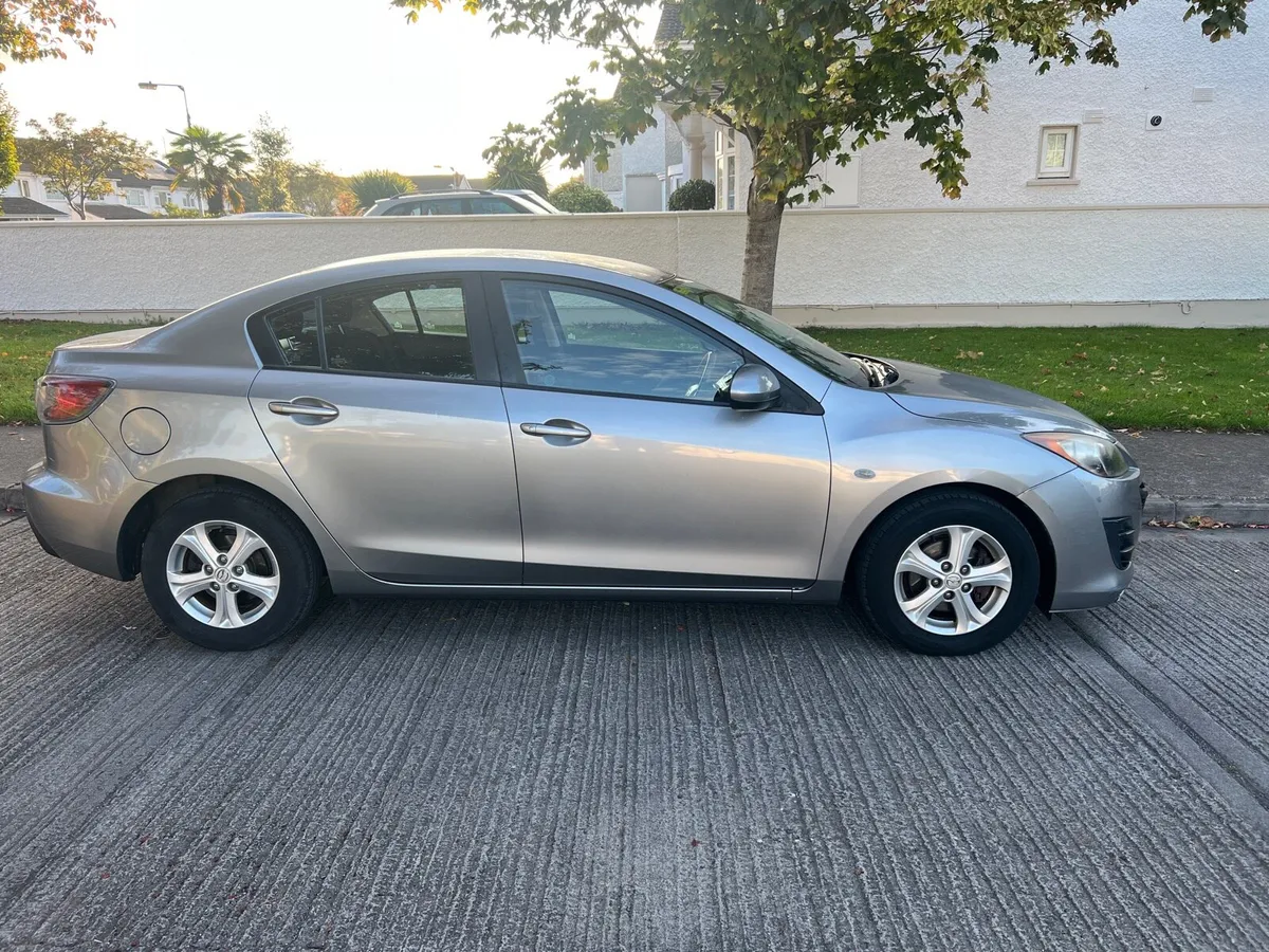 Mazda 3 1.6 Diesel,Only93km,Full History,Like New - Image 1