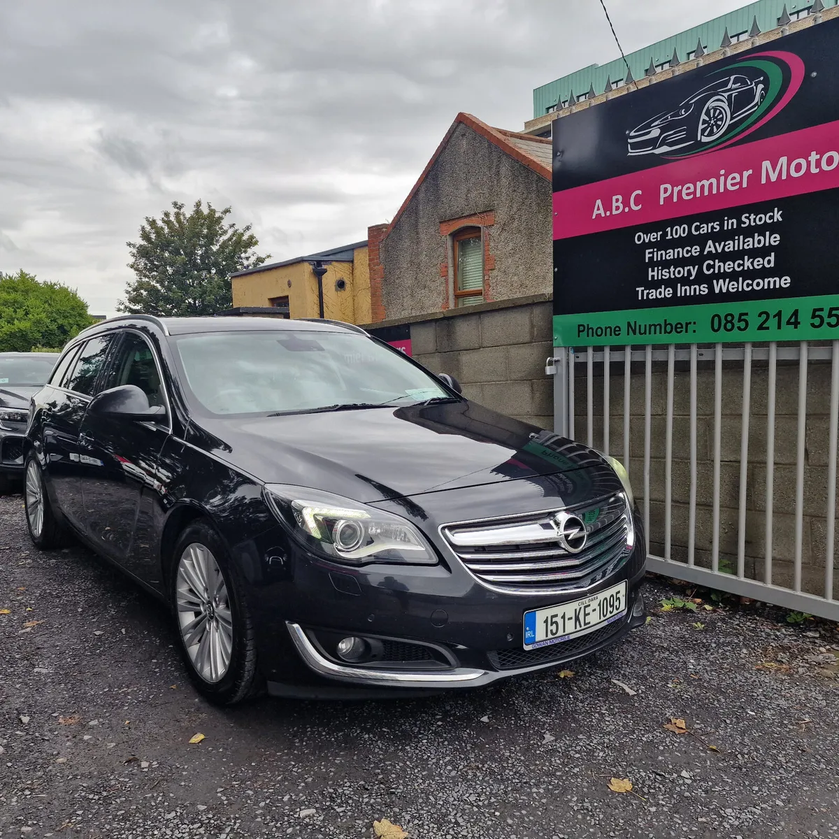 Opel Insignia 2.0CDTI 163PS S/S Country Tourer - Image 1