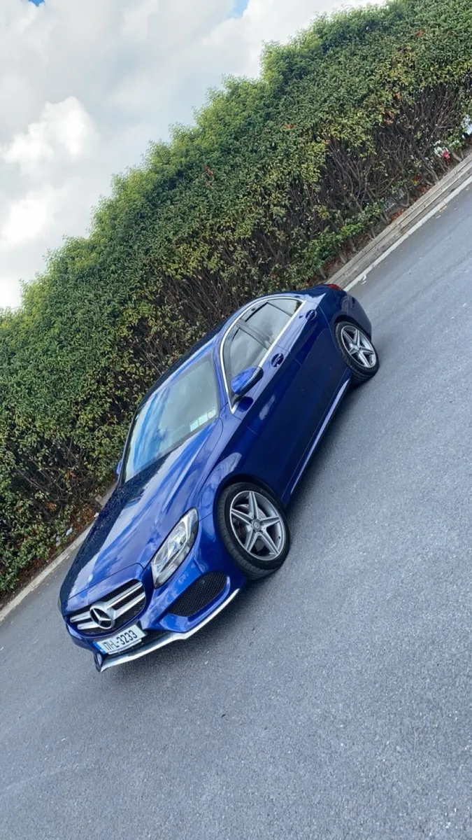 171 Mercedes Benz c180 D AMG LINE AUTO - Image 1