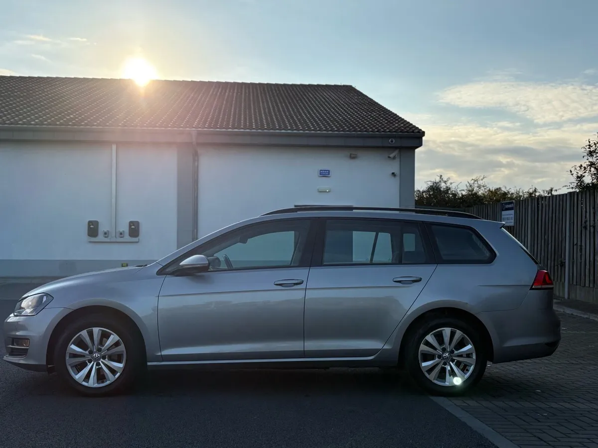 VW GOLF - LONG NCT - LOW KMS - WARRANTY - Image 4