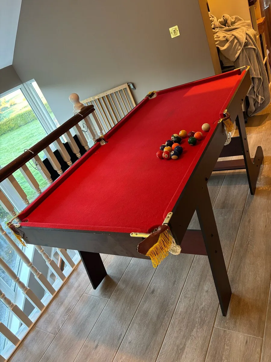 Pool table - Image 2