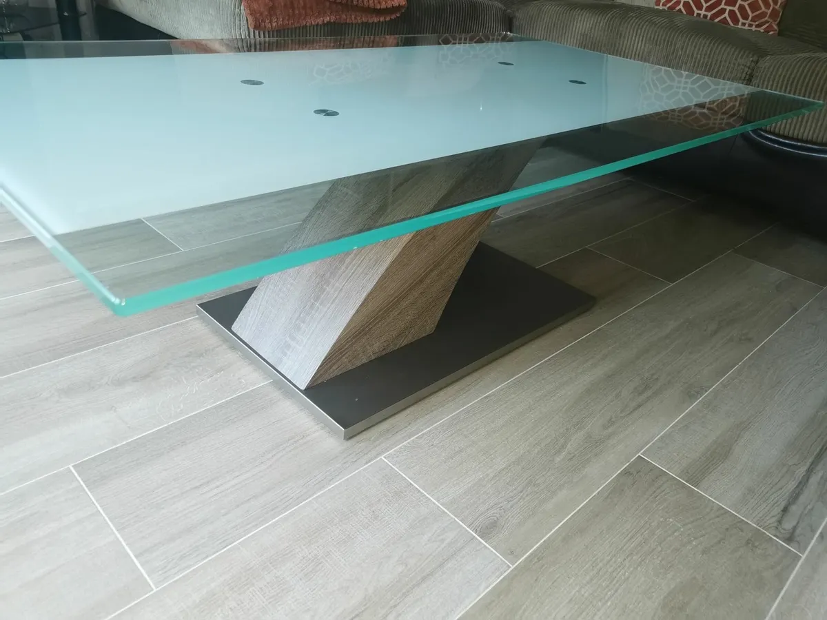 Dining table and chairs with matching coffee table - Image 2