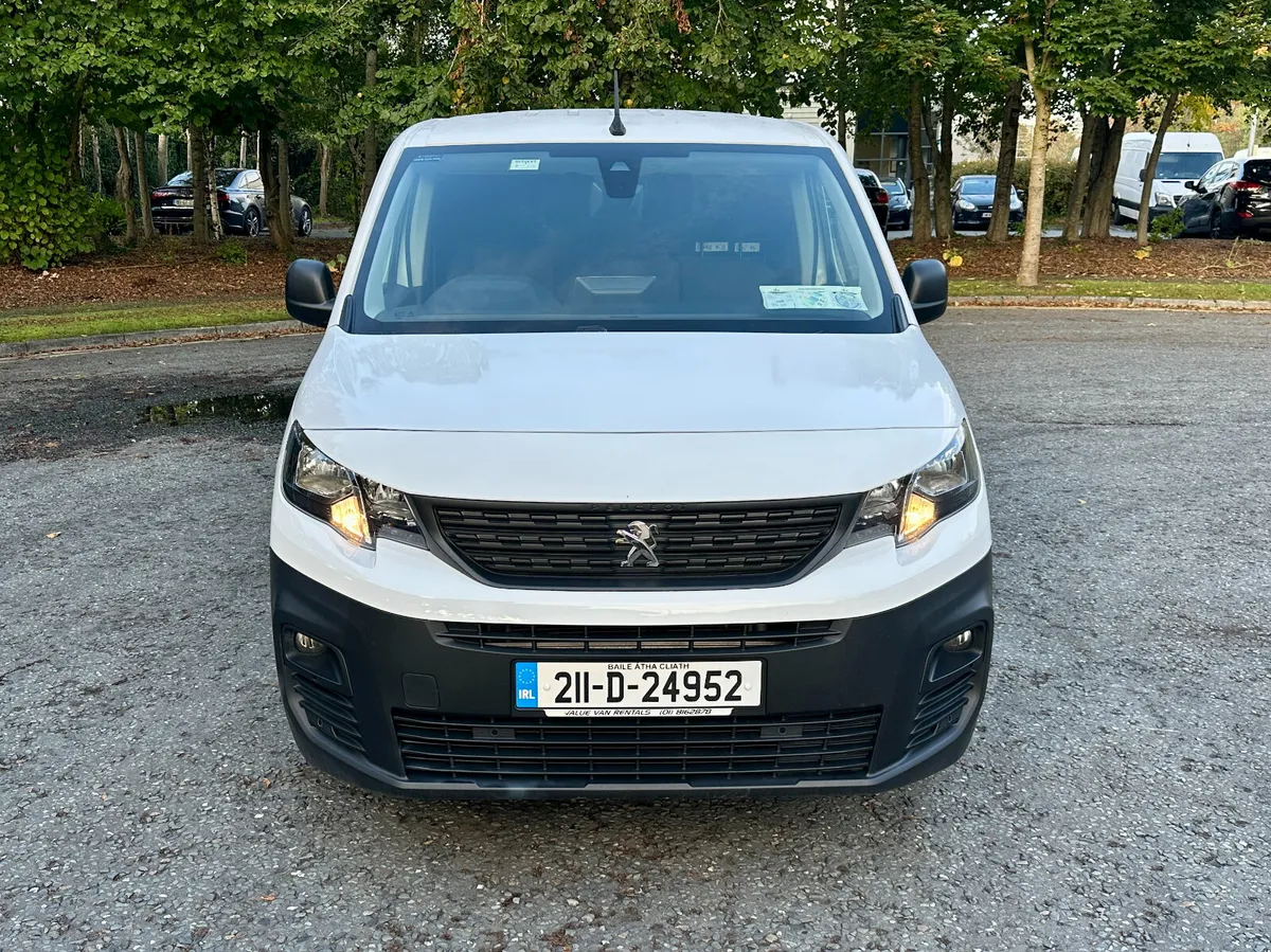 Peugeot Partner Professional Plus 2021 - Image 2
