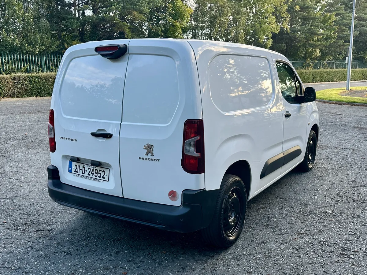 Peugeot Partner Professional Plus 2021 - Image 4