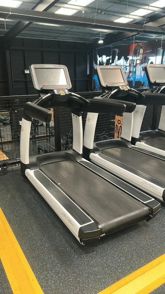 Treadmills - Life Fitness - Image 4