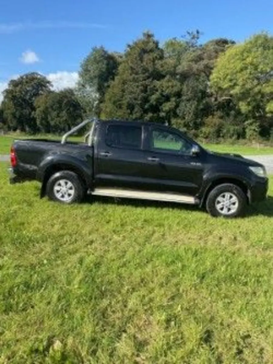 Toyota Hilux 2012 - Image 3