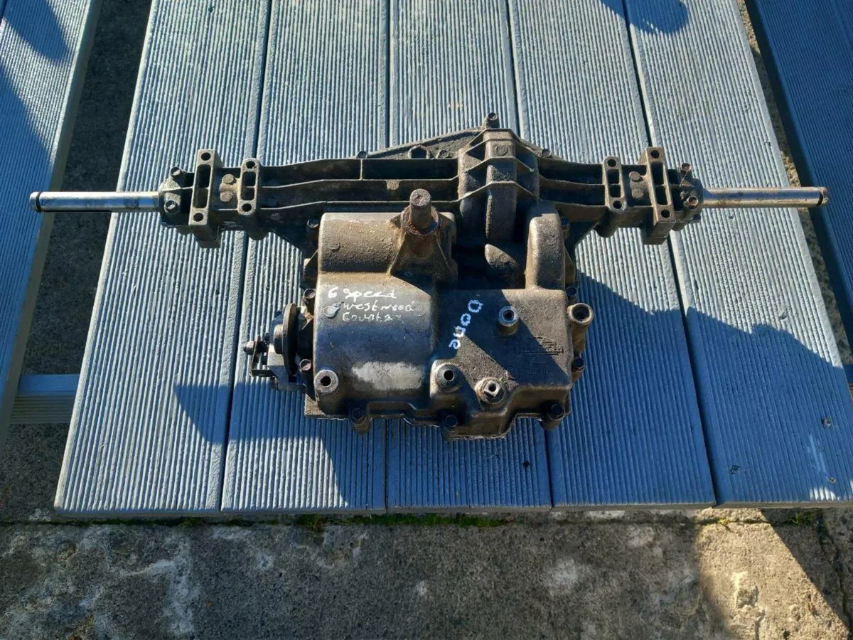 Westwood/Countax manual gearbox for sale - Image 1