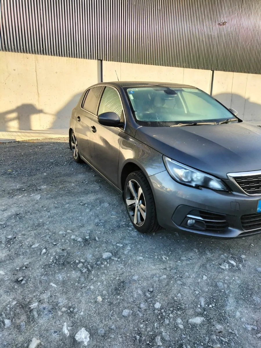 2019 Peugeot 308 1.2 Petrol - Image 3