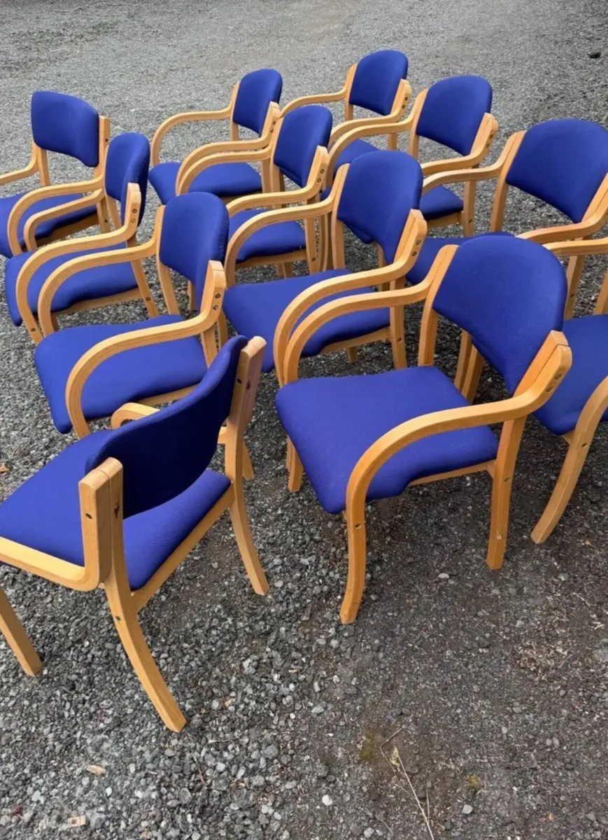 Meeting room/waiting room chairs - Image 1