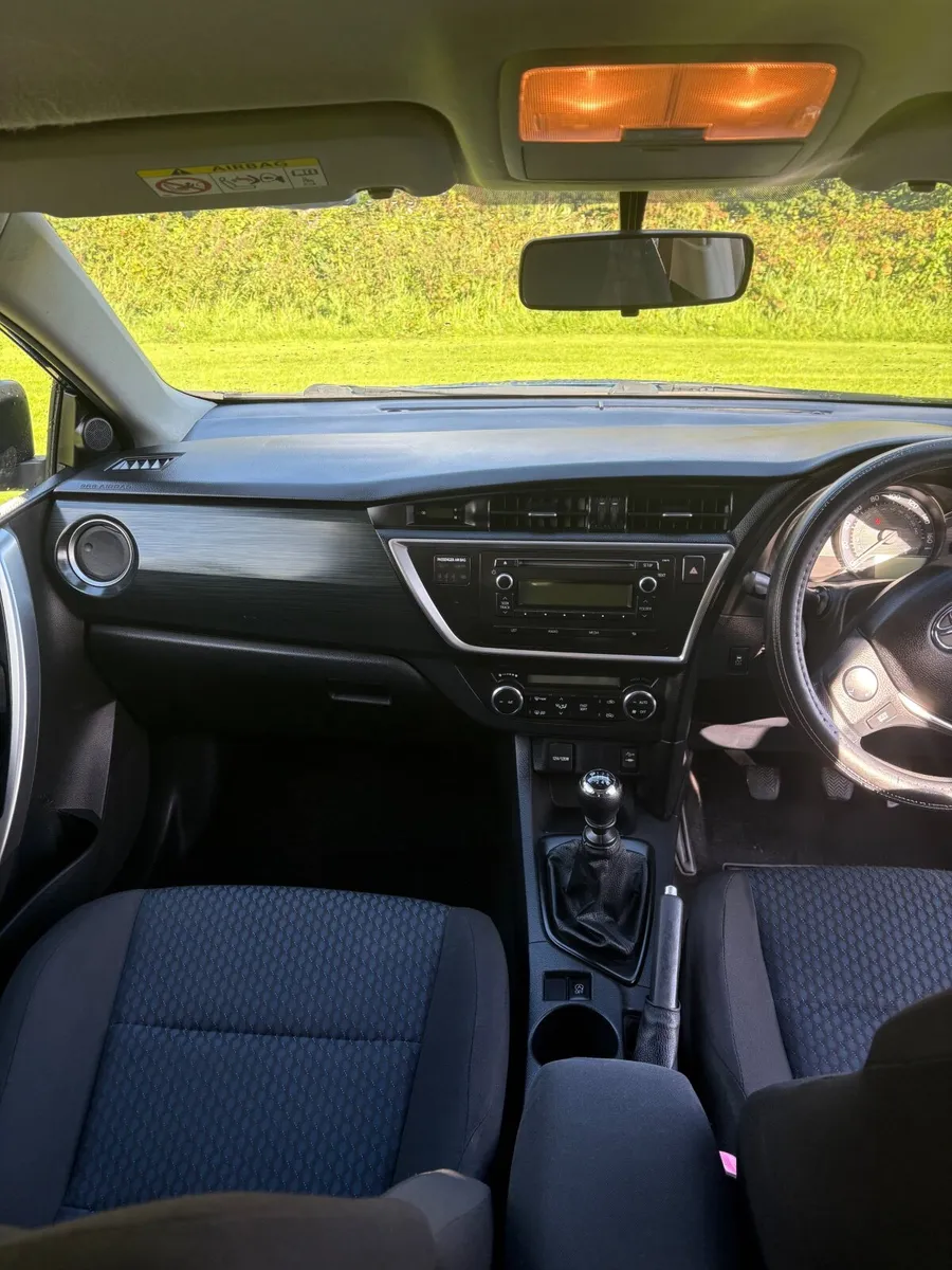 Toyota Auris 2013 - Image 3