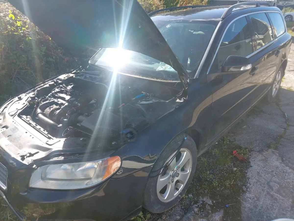 Volvo v70 1.6hdi - Image 2
