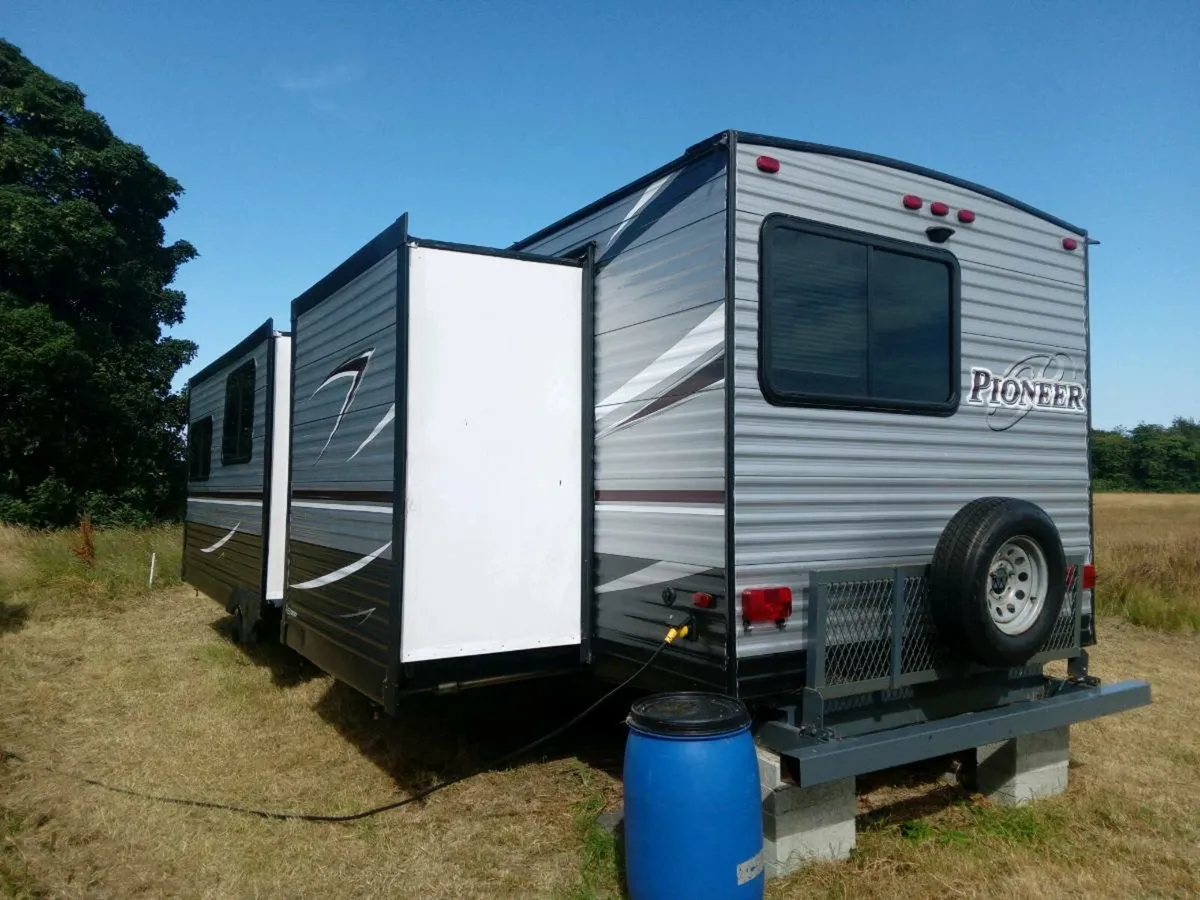 2019  37ft HEARTLAND PIONEER DS320. - Image 4