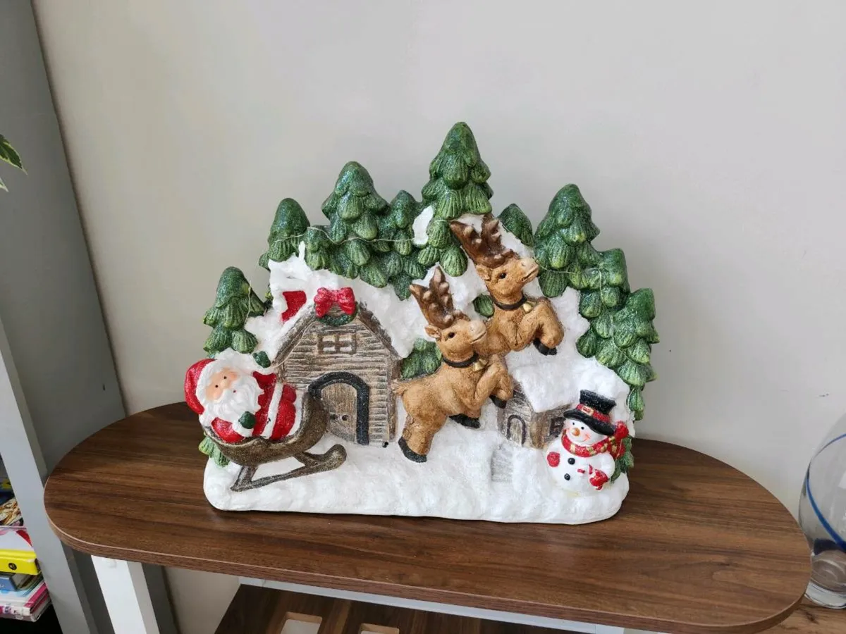 Christmas decorations - Image 1