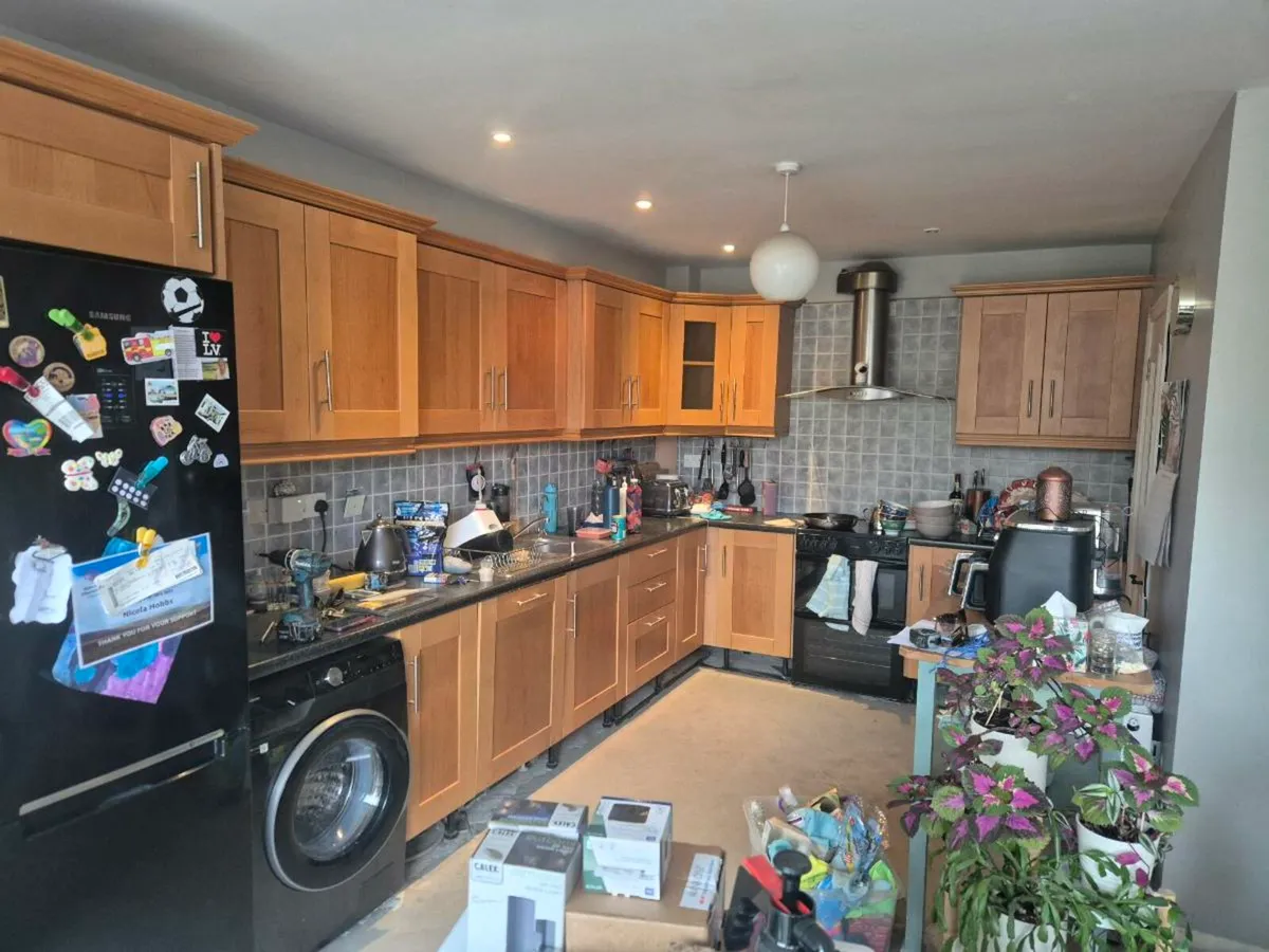 Fitted kitchen
