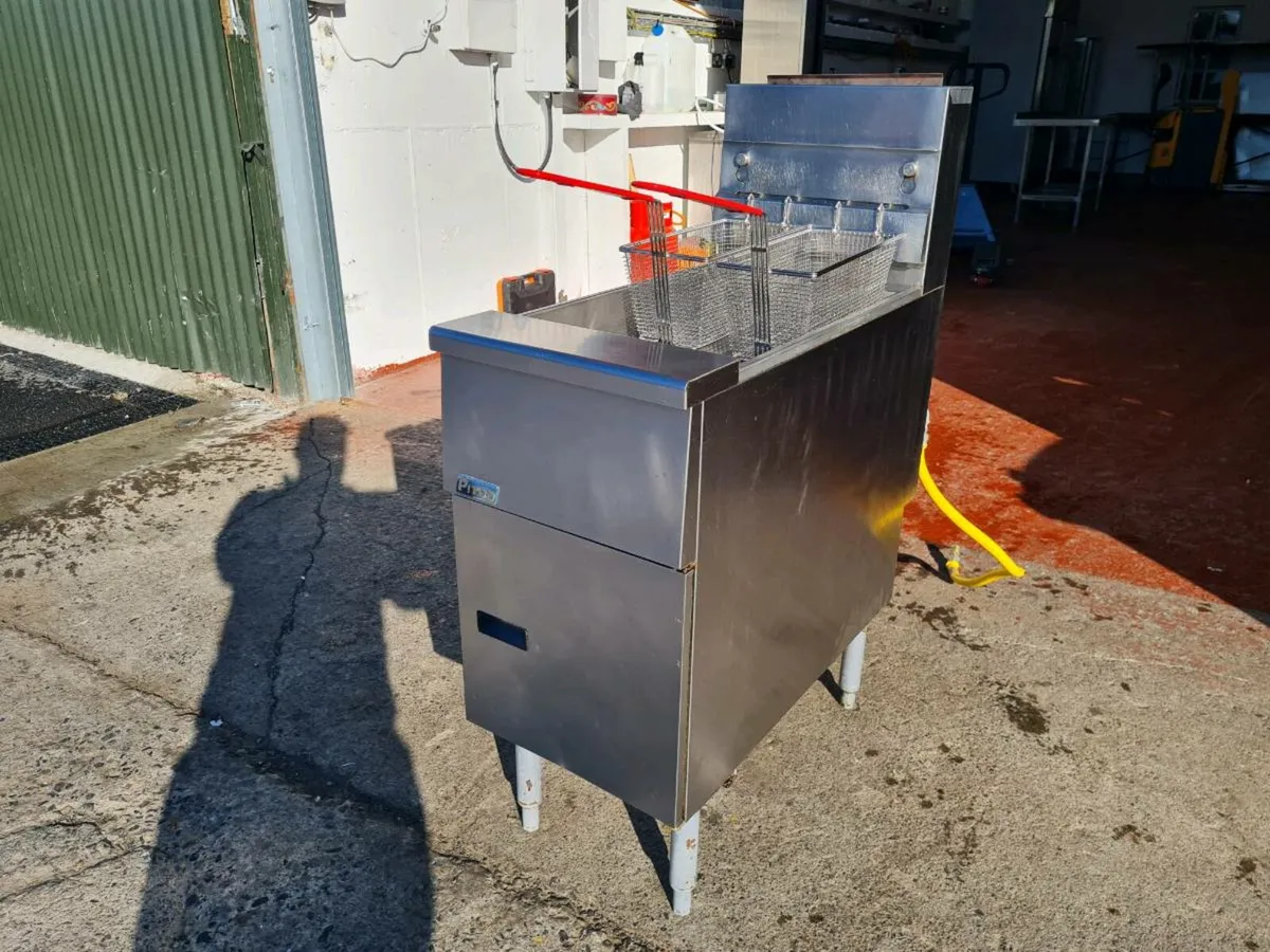 Pitco SG14 4 Burner Fryer - Nat gas - Image 2