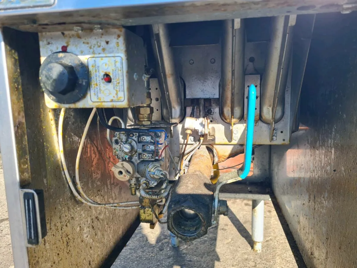 Pitco SG14 4 Burner Fryer - Nat gas - Image 4