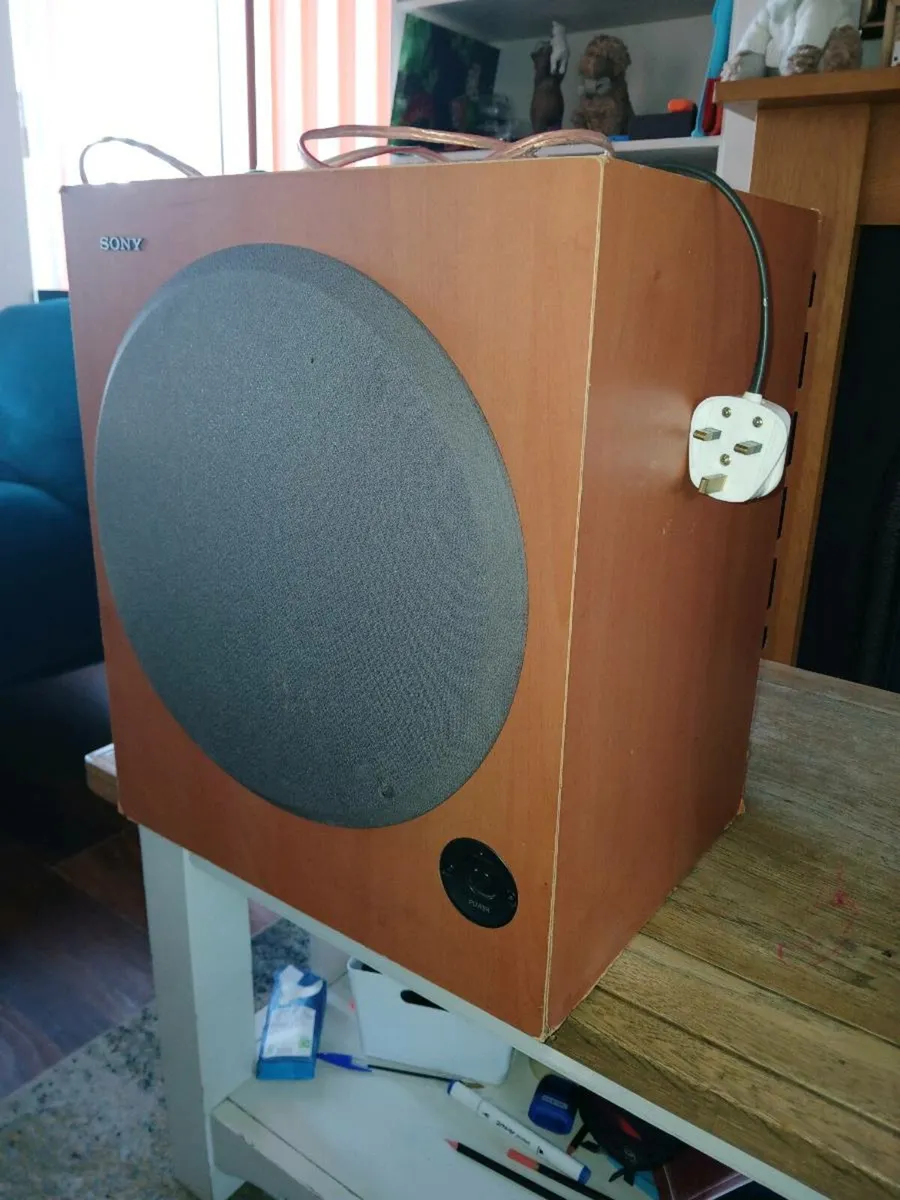 Home Audio - Image 1