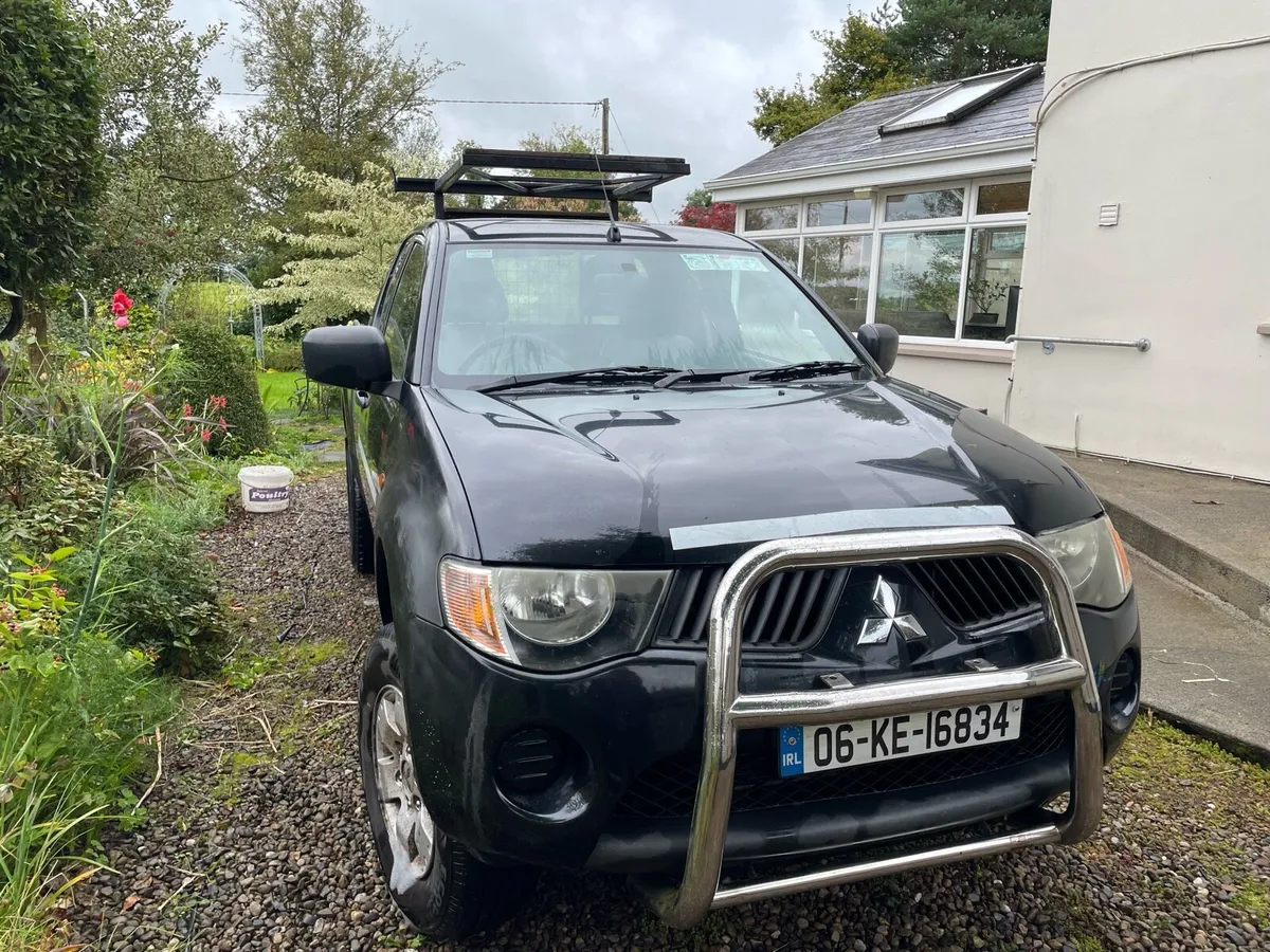 Commercial vehicle - Image 2