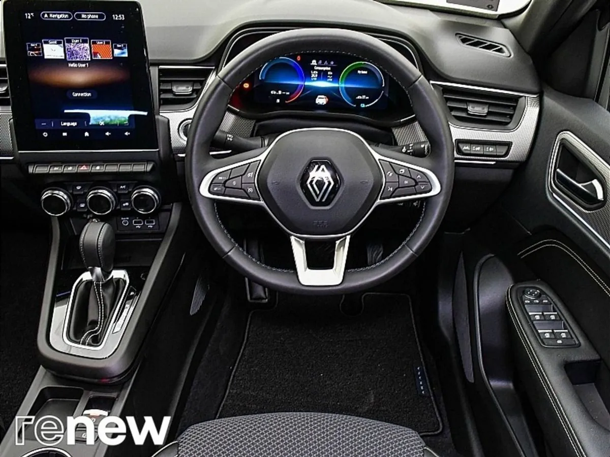 Renault Arkana Iconic TCE 140 Auto Mild Hybrid - Image 2