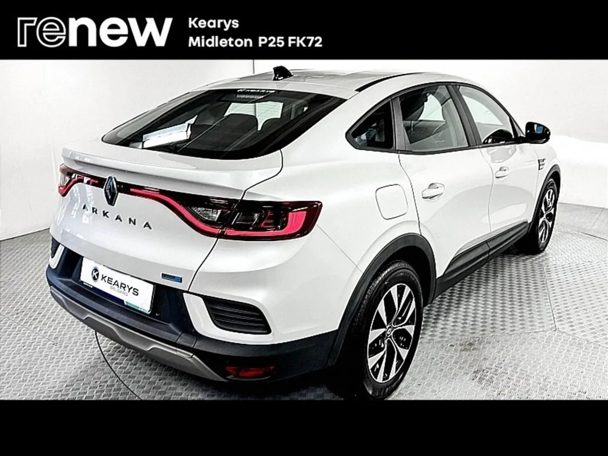 Renault Arkana Iconic TCE 140 Auto Mild Hybrid - Image 3