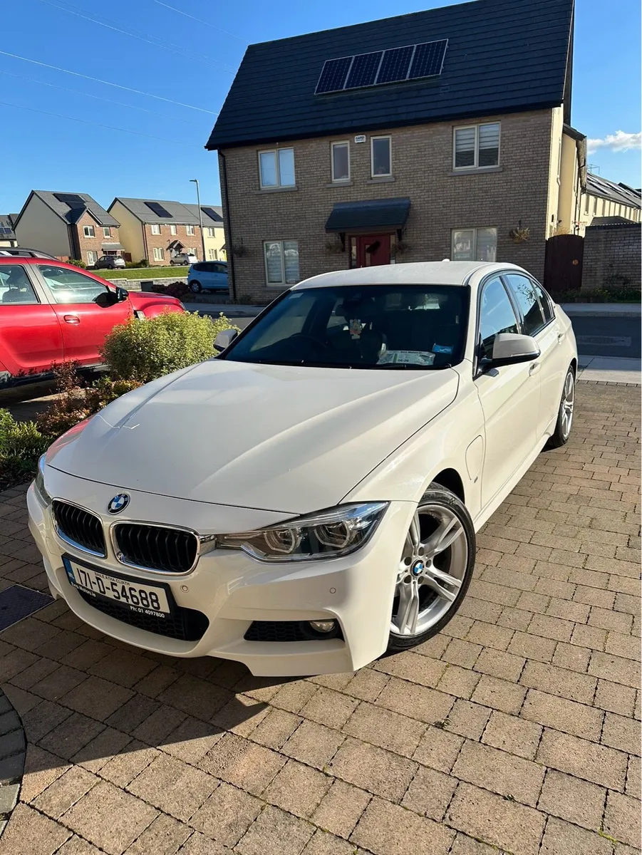 BMW 330e M sport - Image 1