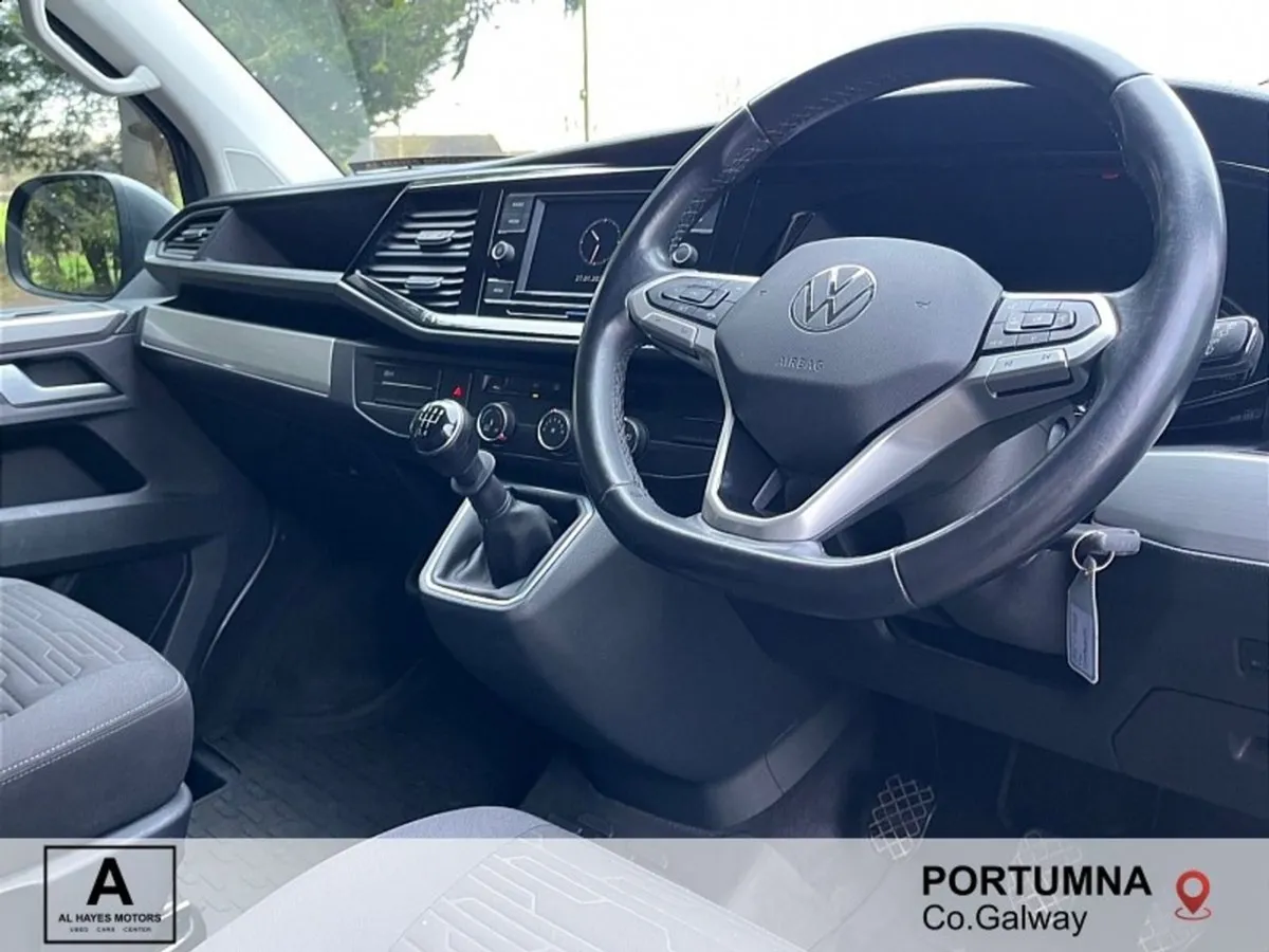Volkswagen Caravelle Multivan T6 CVS Comfortline - Image 2