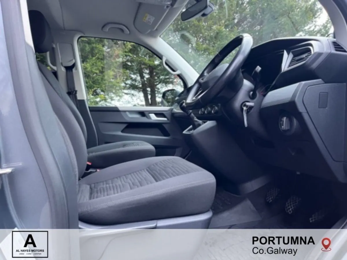 Volkswagen Caravelle Multivan T6 CVS Comfortline - Image 4