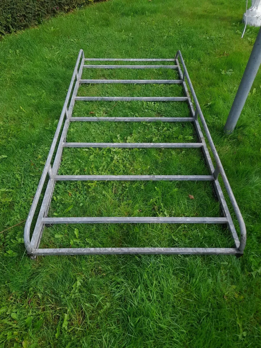 Roof rack €100 ono - Image 1