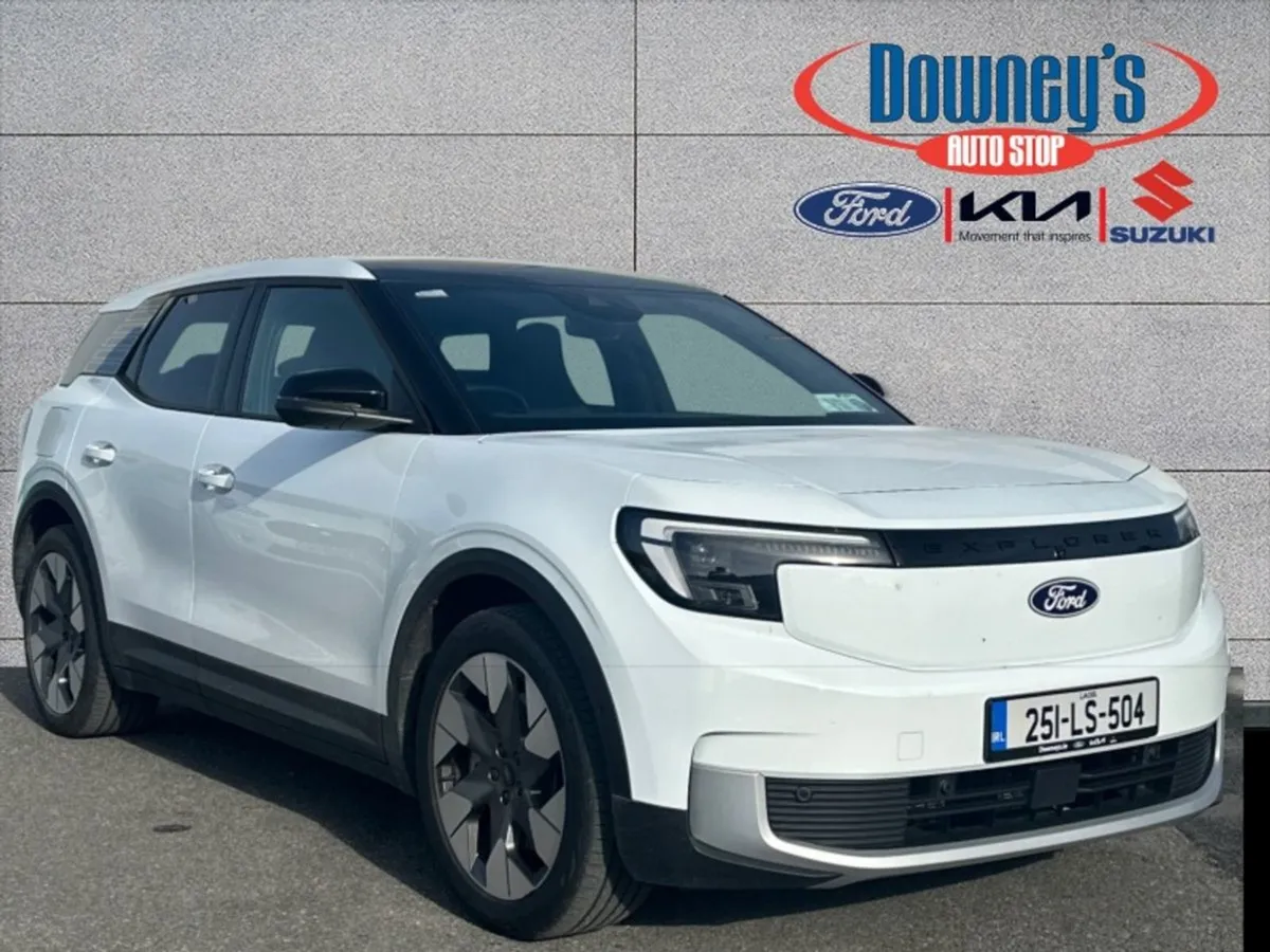 Ford Explorer Premium EV. - Image 1